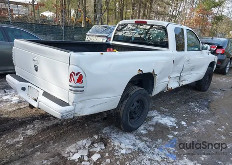 2000 Dodge Dakota Slt/Sport from USA, damaged, VIN 1B7GG22X2YS769180